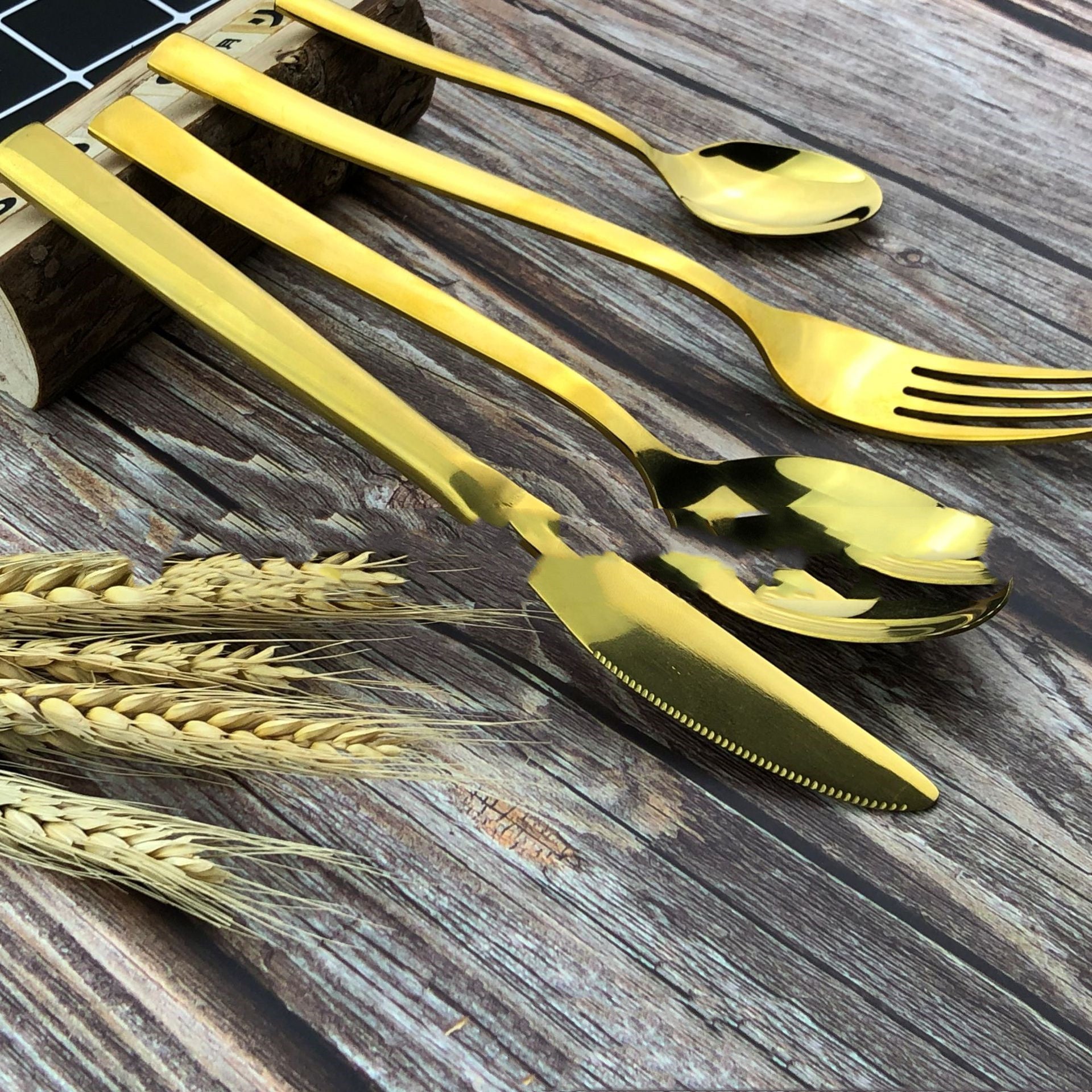 24 Piece Golden Stainless Steel Cutlery Set